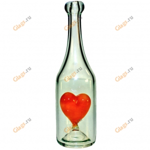 Сердце из стекла в бутылке